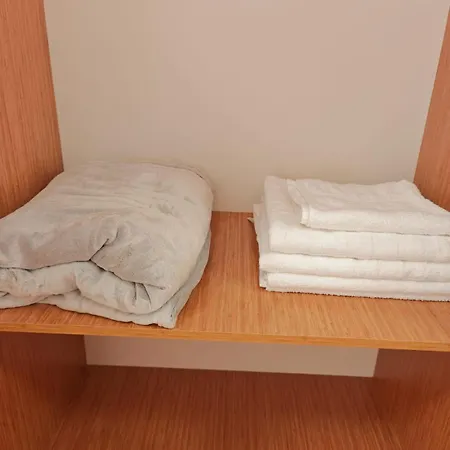 2br Near Big Terrace Free Parking Appartement Golem (Tirana)